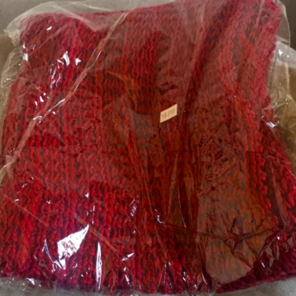 Winter Clearance Knit Scarf Warm Cozy NWOT